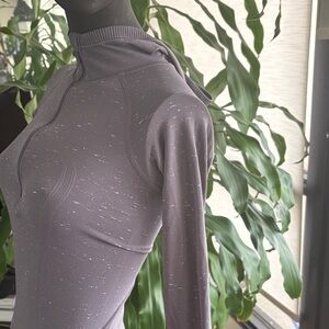 Lululemon Grey Women's Sweater